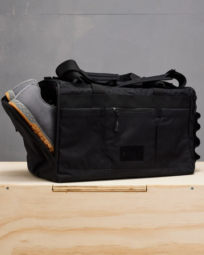 King Kong Core Duffel - Medium 35L - Black - Image 12