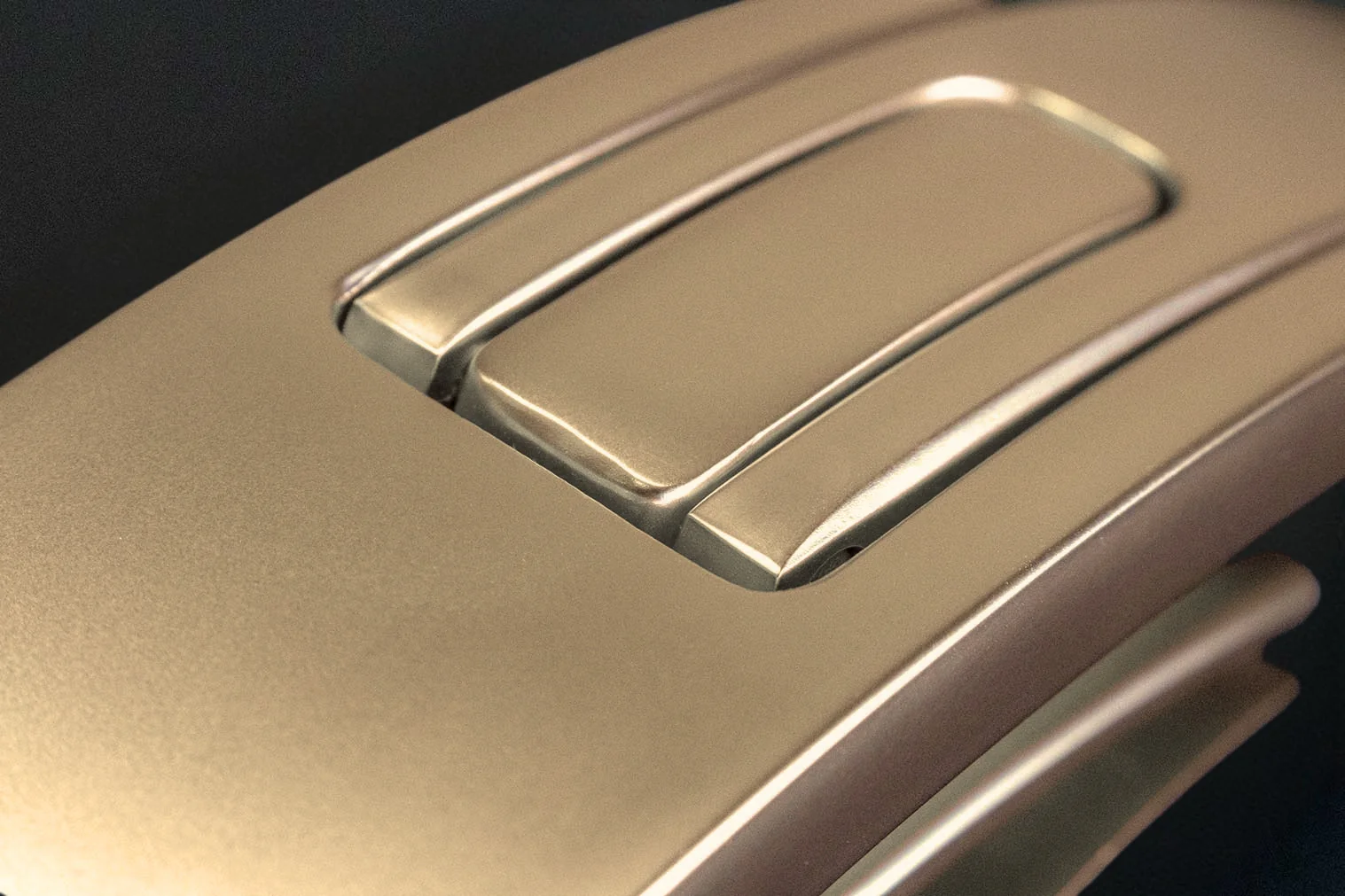 Lever Buckle - Gold - Image 4